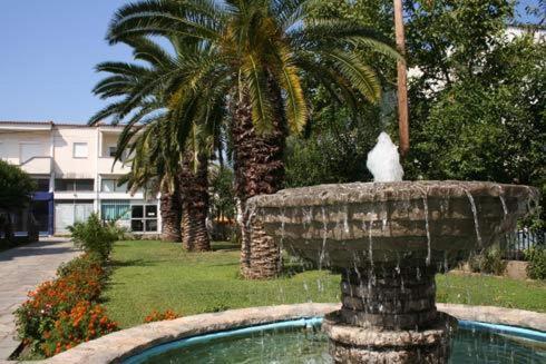 לימנאס Vicky Rooms & Apartments מראה חיצוני תמונה